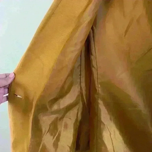 Grace Women's Camel Blazer - Picture 4 of 6